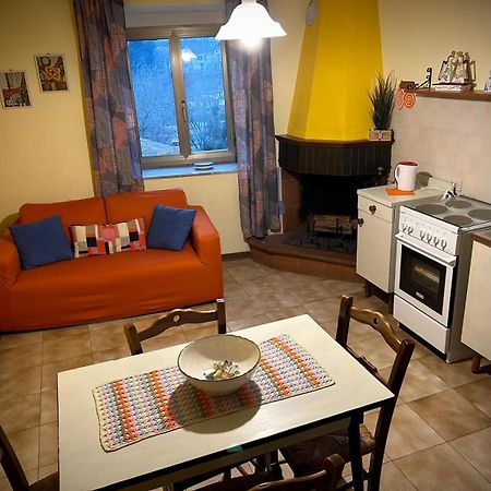 Little Flower Apartment Corfino المظهر الخارجي الصورة