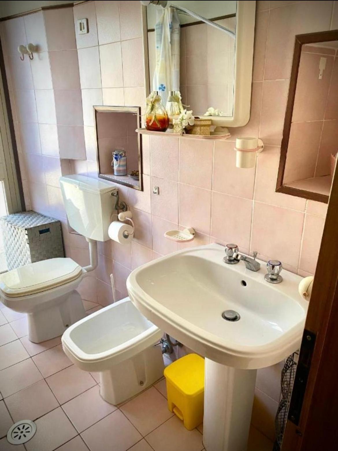 Little Flower Apartment Corfino المظهر الخارجي الصورة